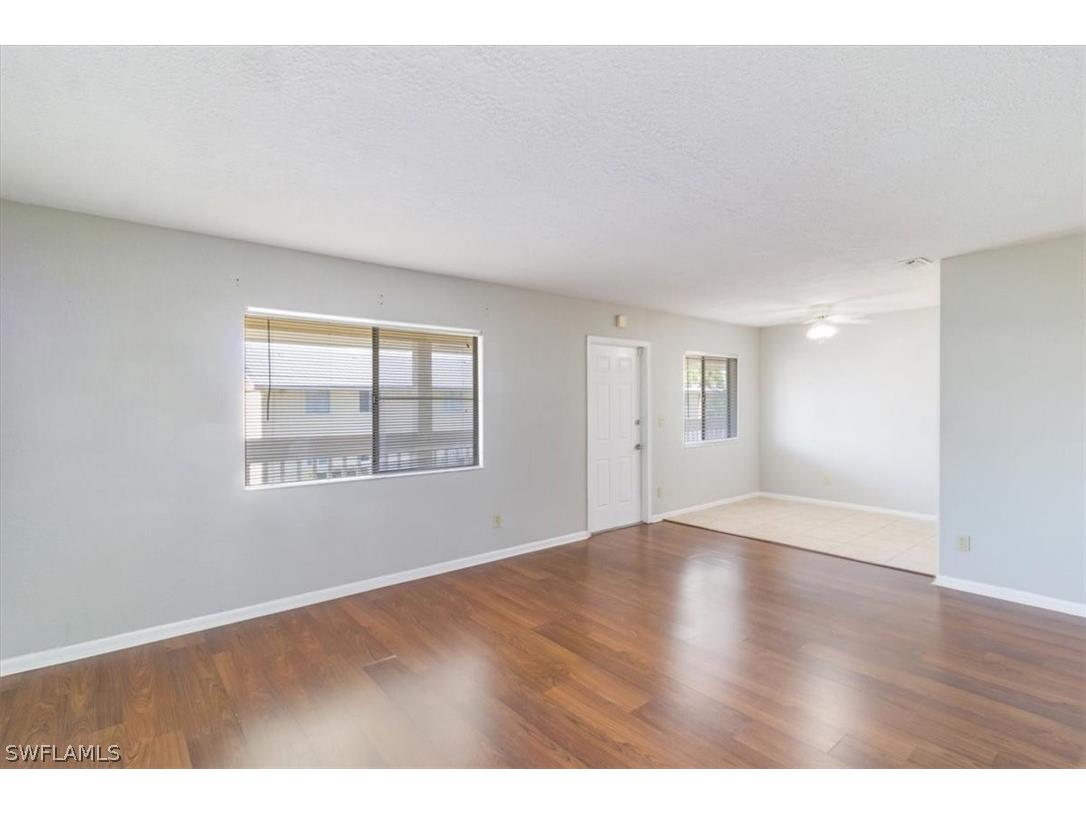 4625 Bayshore Drive #D12 Naples FL 34112 224048682 image1