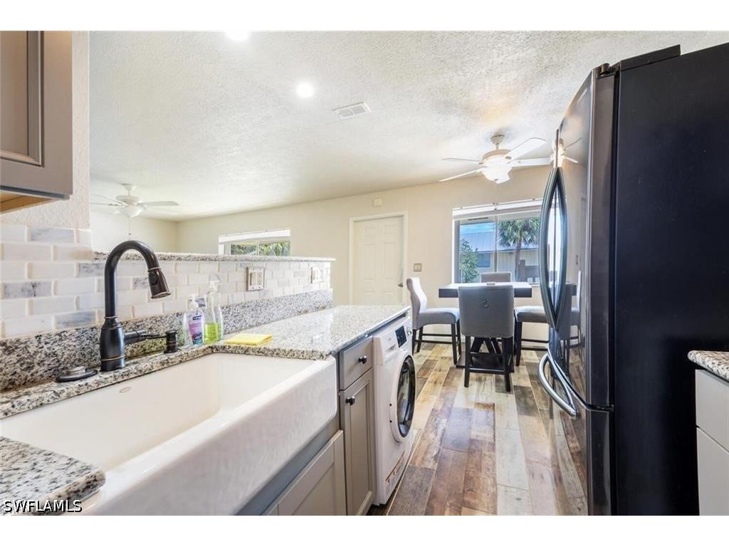 4625 Bayshore Drive #D16 Naples FL 34112 226015713 image5