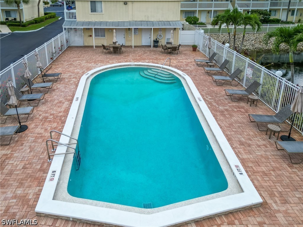 4625 Bayshore Drive #D7 Naples FL 34112 226022654 image6