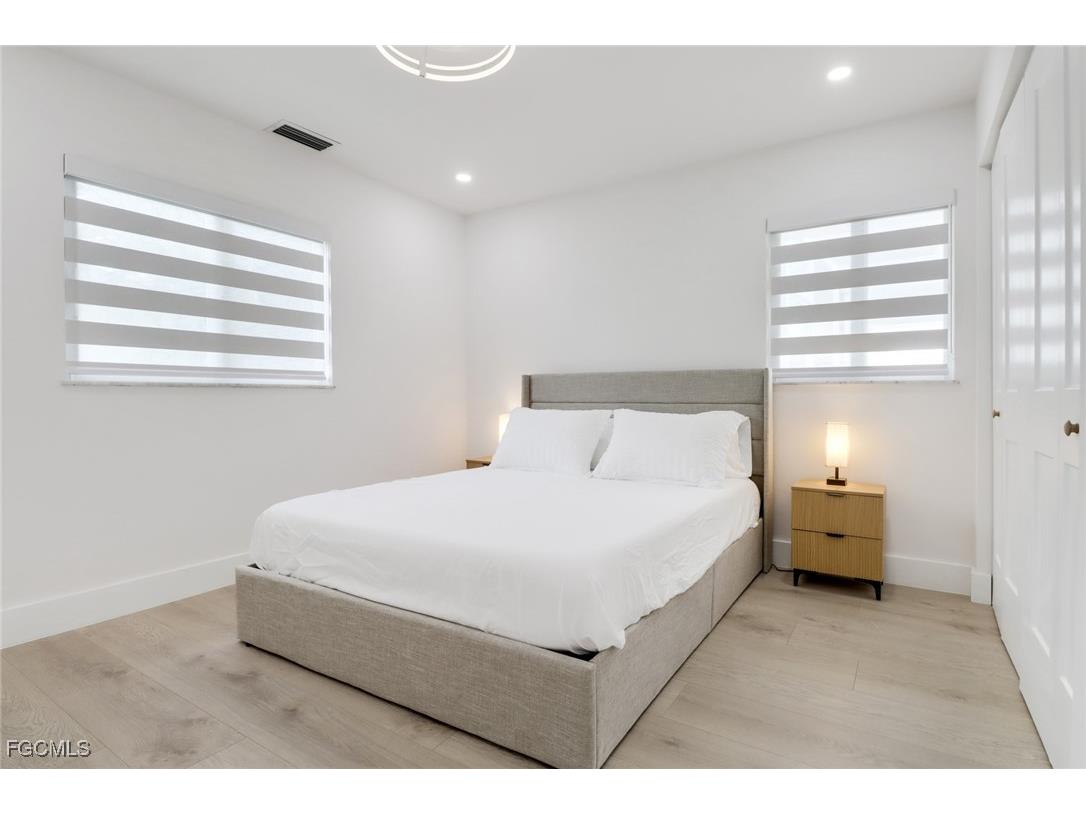 4625 Forest Glen Drive North Fort Myers FL 33903 2025002403 image17