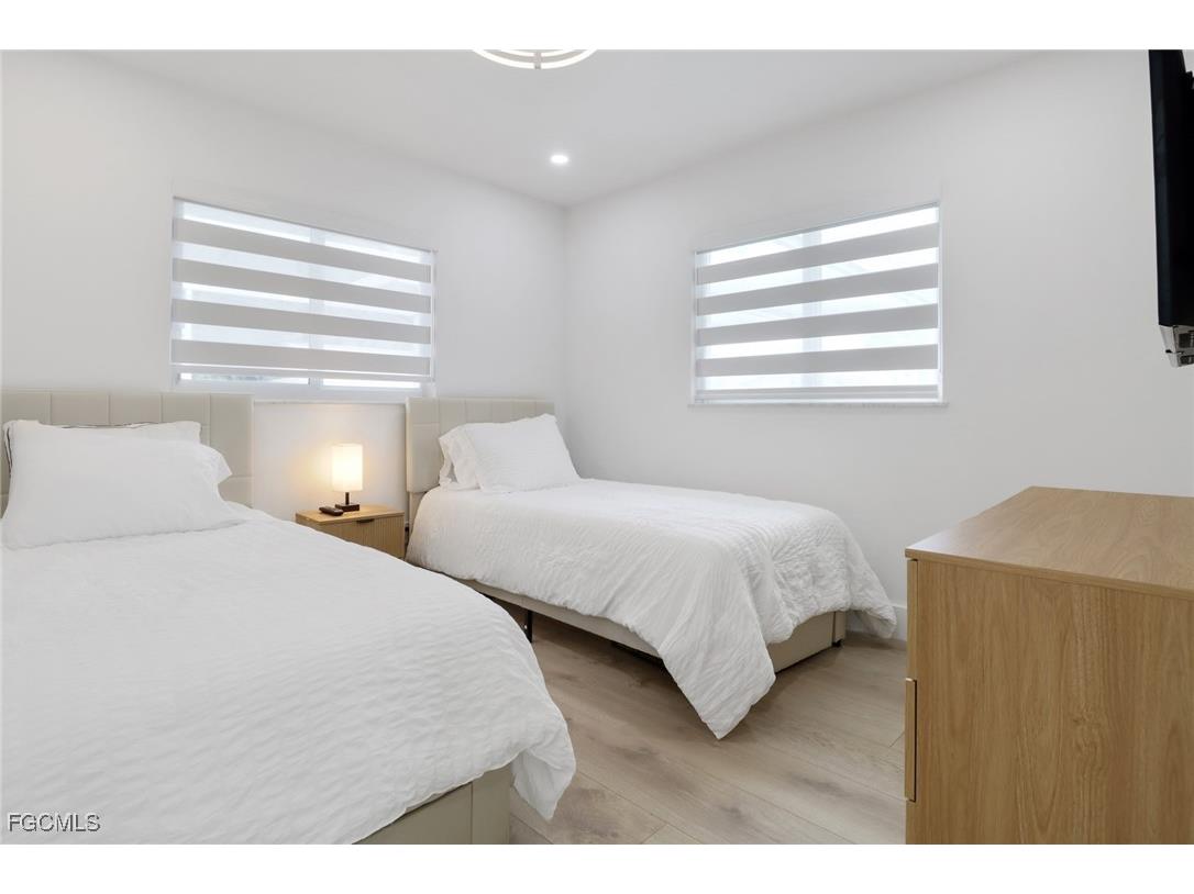 4625 Forest Glen Drive North Fort Myers FL 33903 2025002403 image22