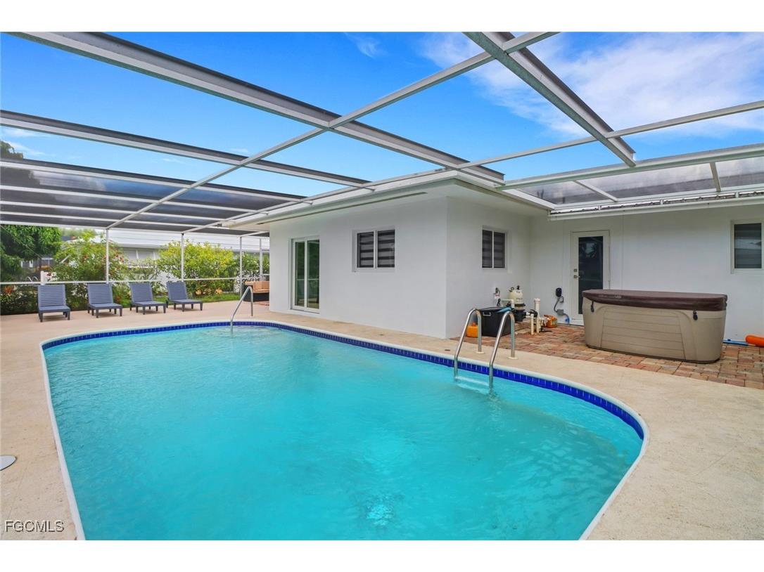 4625 Forest Glen Drive North Fort Myers FL 33903 2025002403 image28