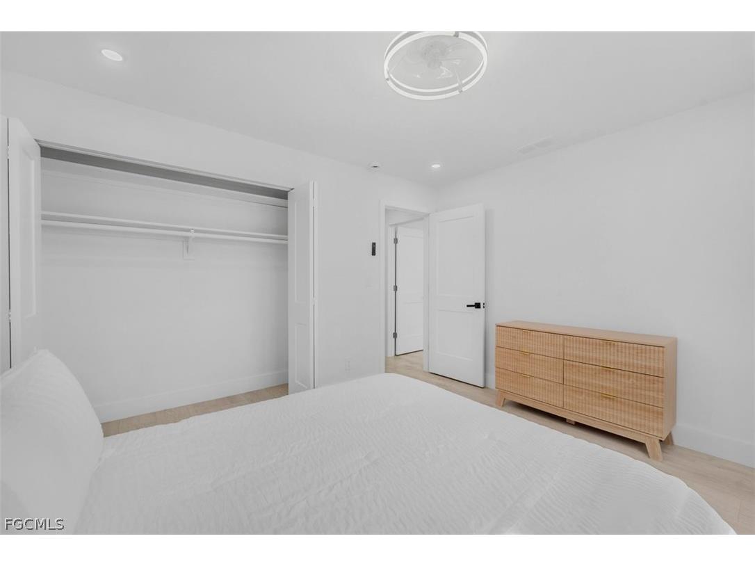 4625 Forest Glen Drive North Fort Myers FL 33903 2026009897 image24