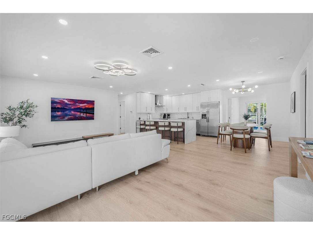 4625 Forest Glen Drive North Fort Myers FL 33903 2026009897 image5