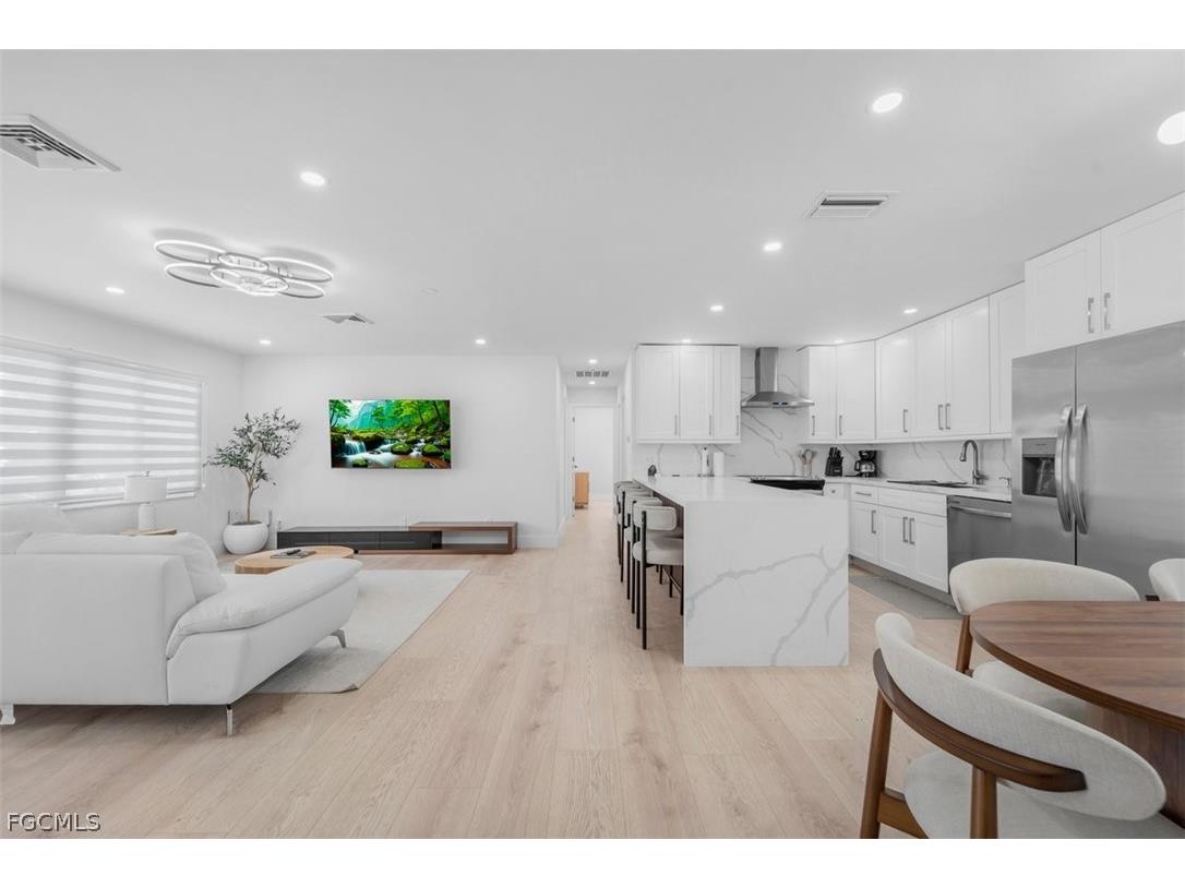 4625 Forest Glen Drive North Fort Myers FL 33903 2026009897 image7