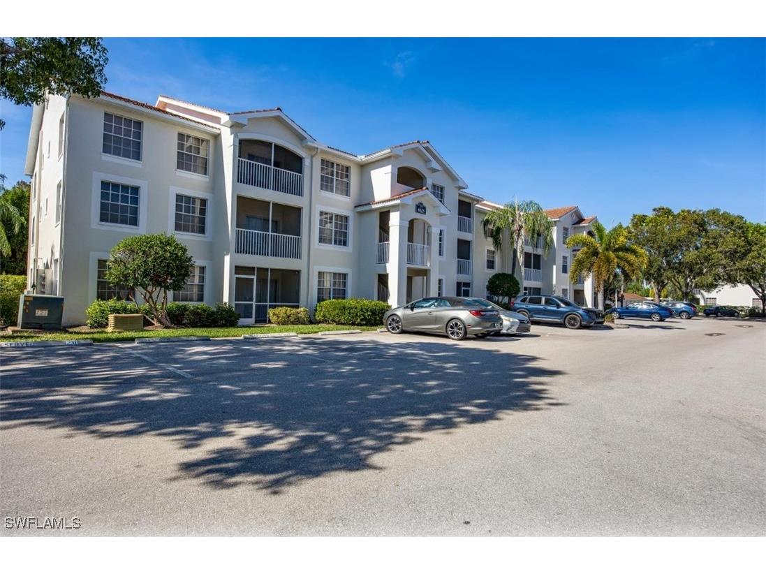 4625 Saint Croix Lane #1132 Naples FL 34109 224089339 image1