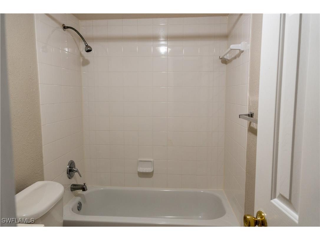 4627 Bayshore Drive #I-4 Naples FL 34112 225060688 image10