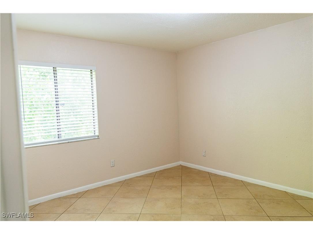 4627 Bayshore Drive #I-4 Naples FL 34112 225060688 image12