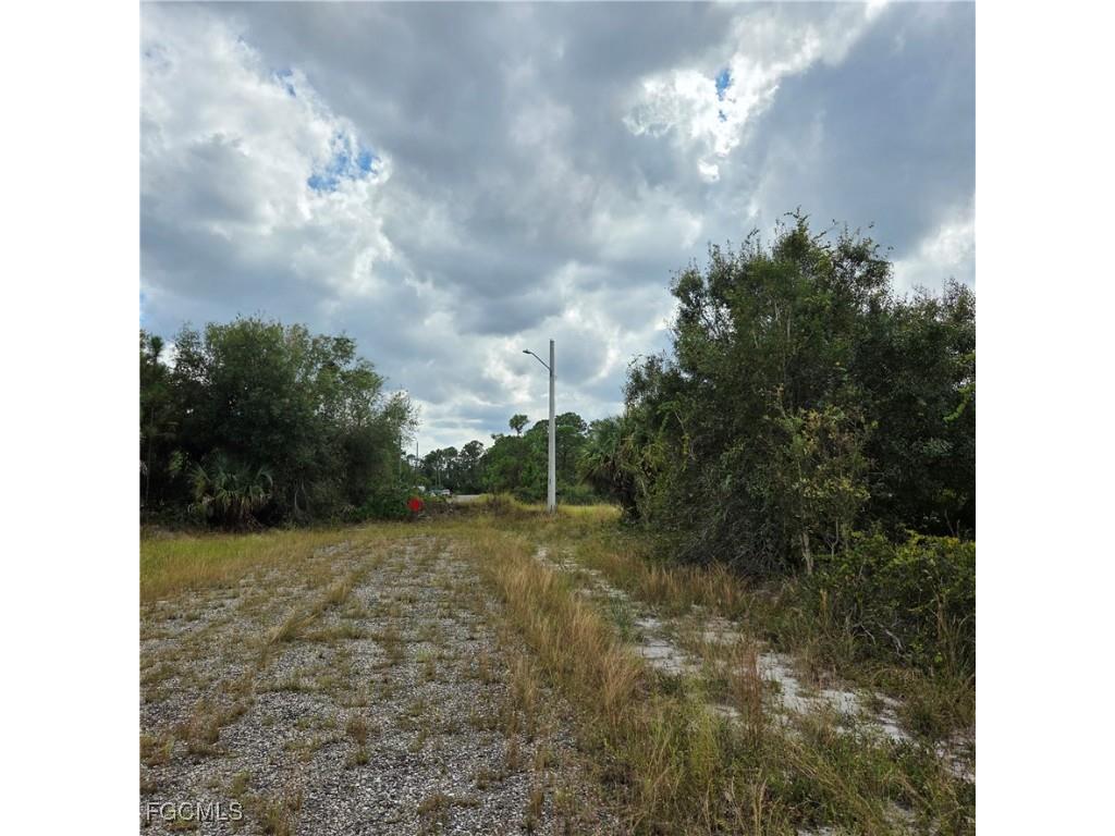 4627 Karen Avenue N Lehigh Acres FL 33971 2025020624 image5