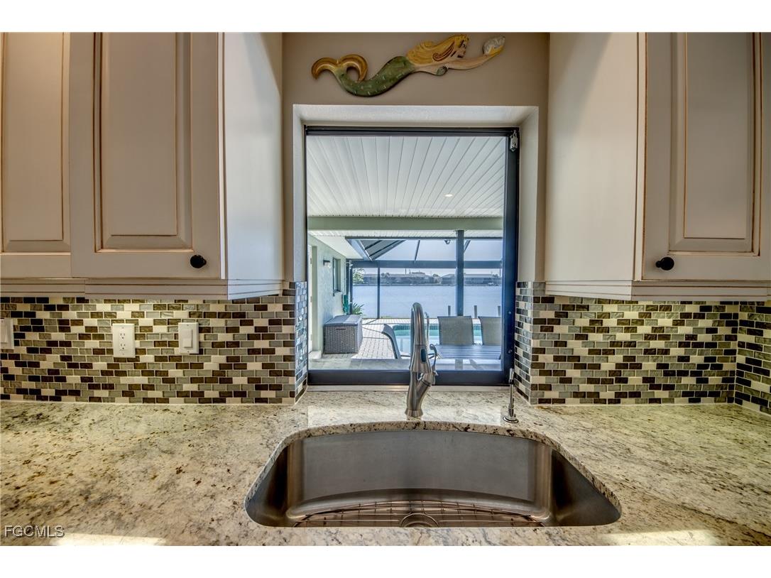 4627 SW 2nd Avenue Cape Coral FL 33914 2025005817 image17