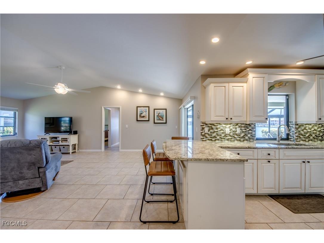 4627 SW 2nd Avenue Cape Coral FL 33914 2025005817 image19