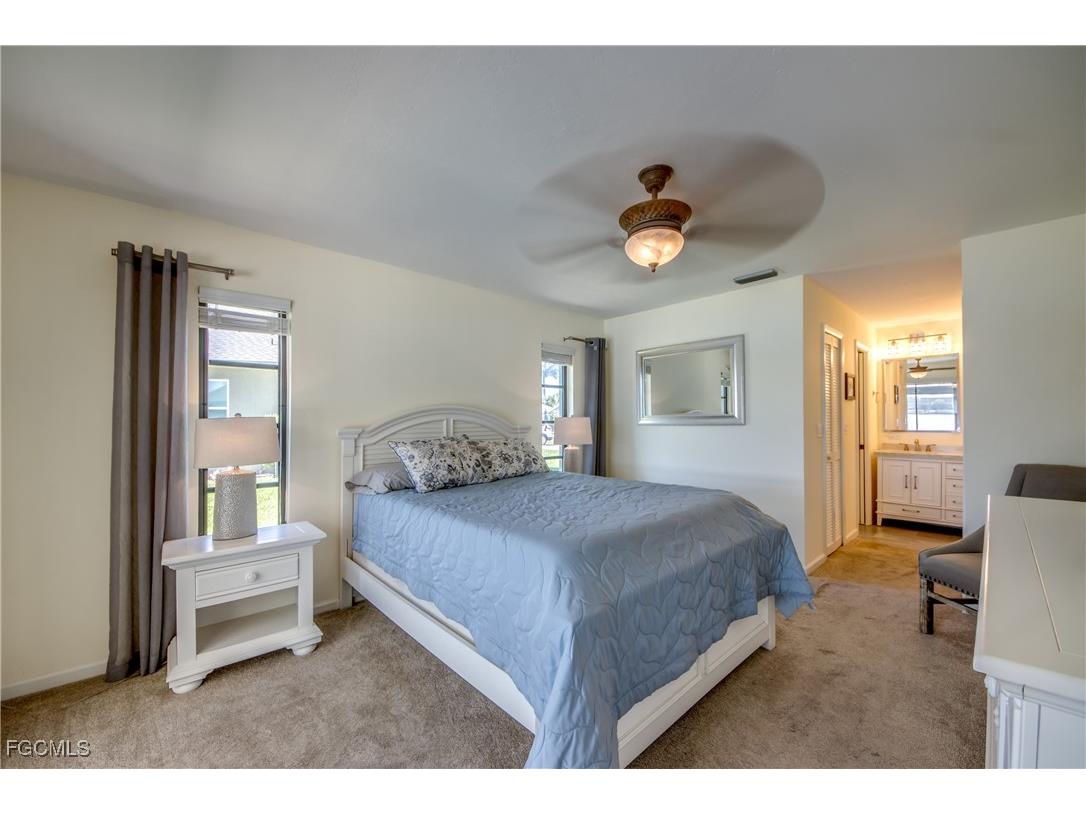 4627 SW 2nd Avenue Cape Coral FL 33914 2025005817 image24