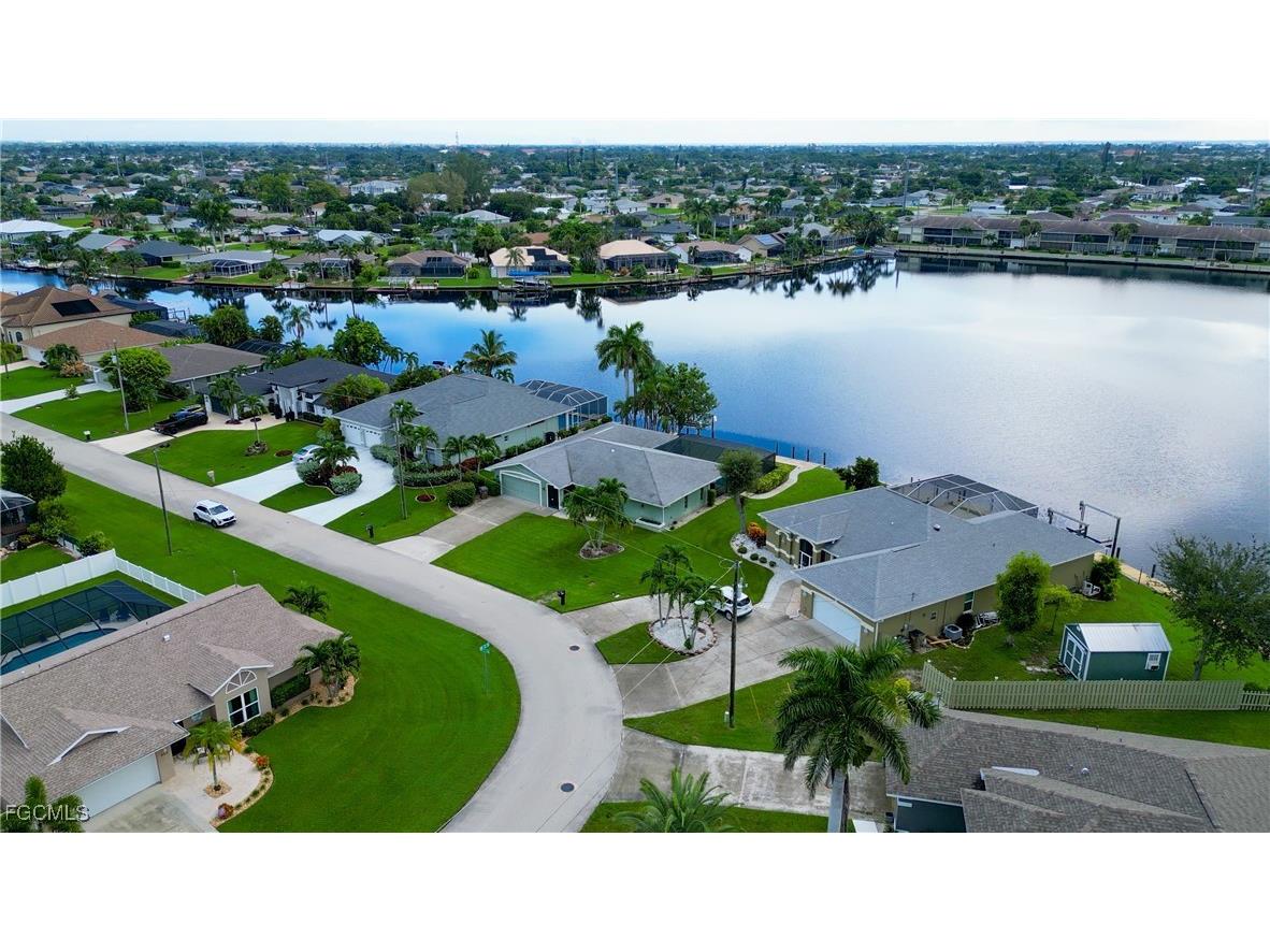 4627 SW 2nd Avenue Cape Coral FL 33914 2025005817 image48