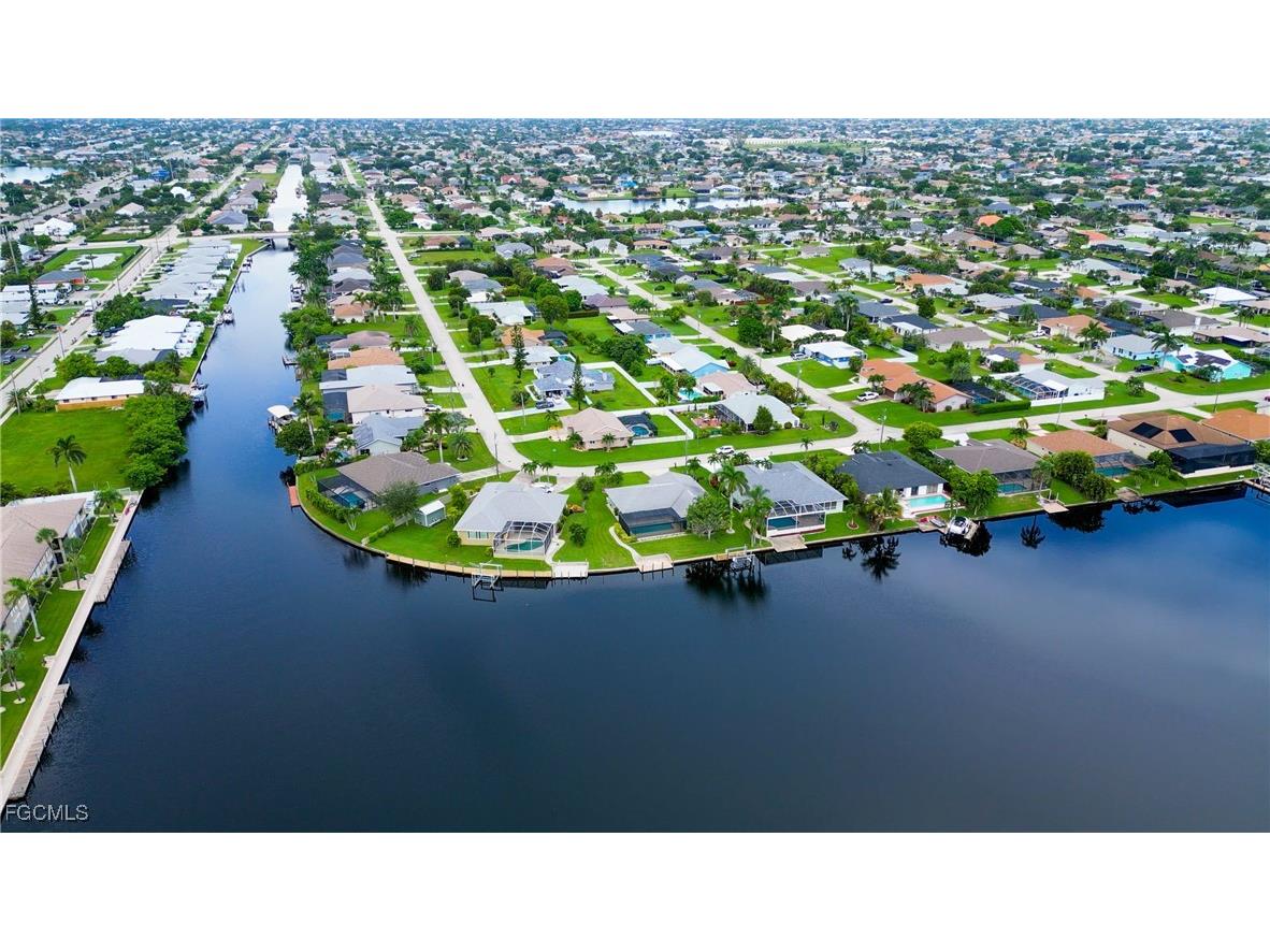 4627 SW 2nd Avenue Cape Coral FL 33914 2025005817 image49