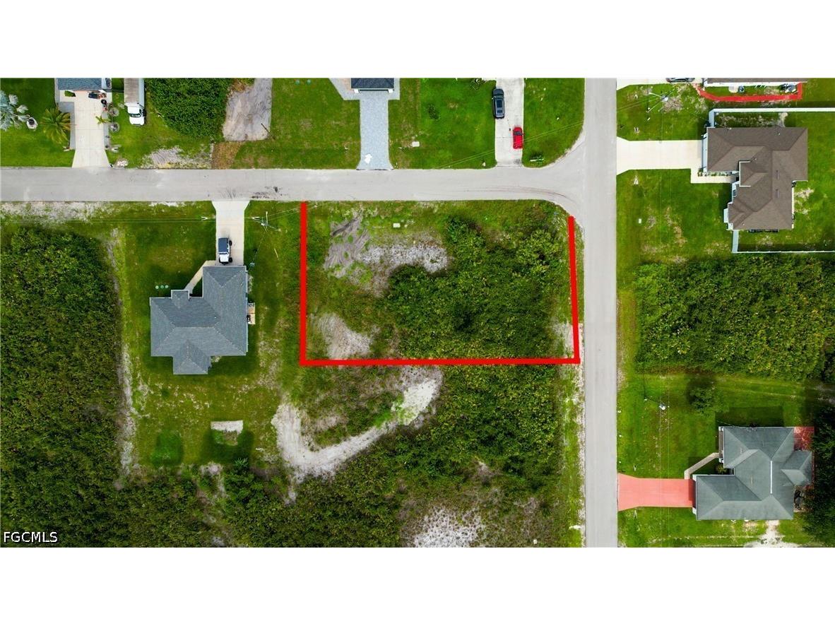 4628 & 4630 Dora Avenue N Lehigh Acres FL 33971 2026029927 image2