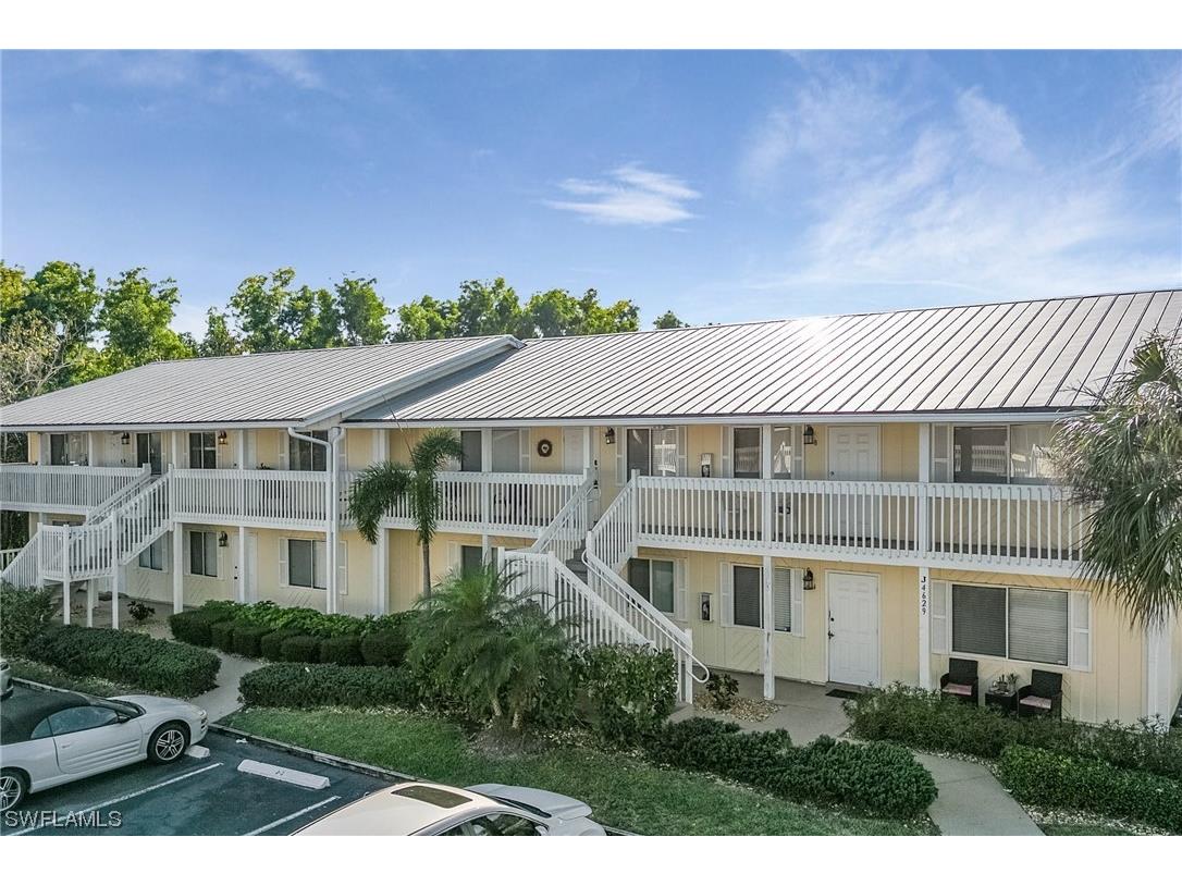 4629 Bayshore Drive #J6 Naples FL 34112 223014483 image1