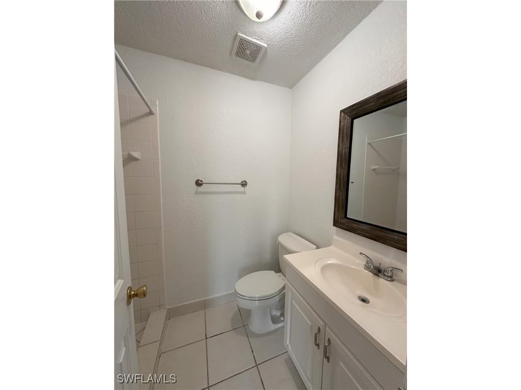 4629 Bayshore Drive #J7 Naples FL 34112 226003456 image12