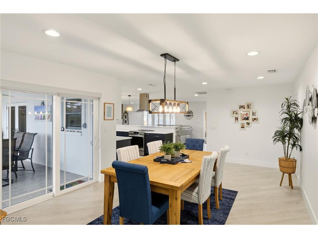 4629 Forest Glen Drive North Fort Myers FL 33903 2026000399 image13