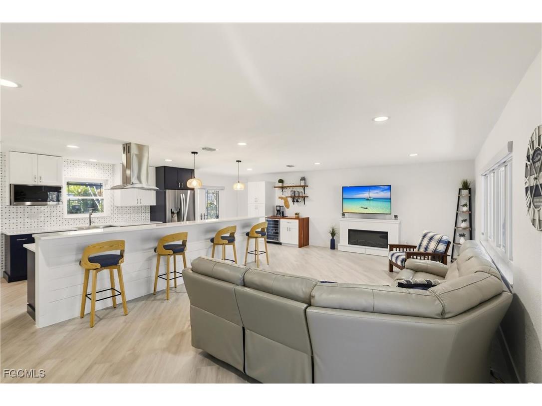 4629 Forest Glen Drive North Fort Myers FL 33903 2026000399 image8