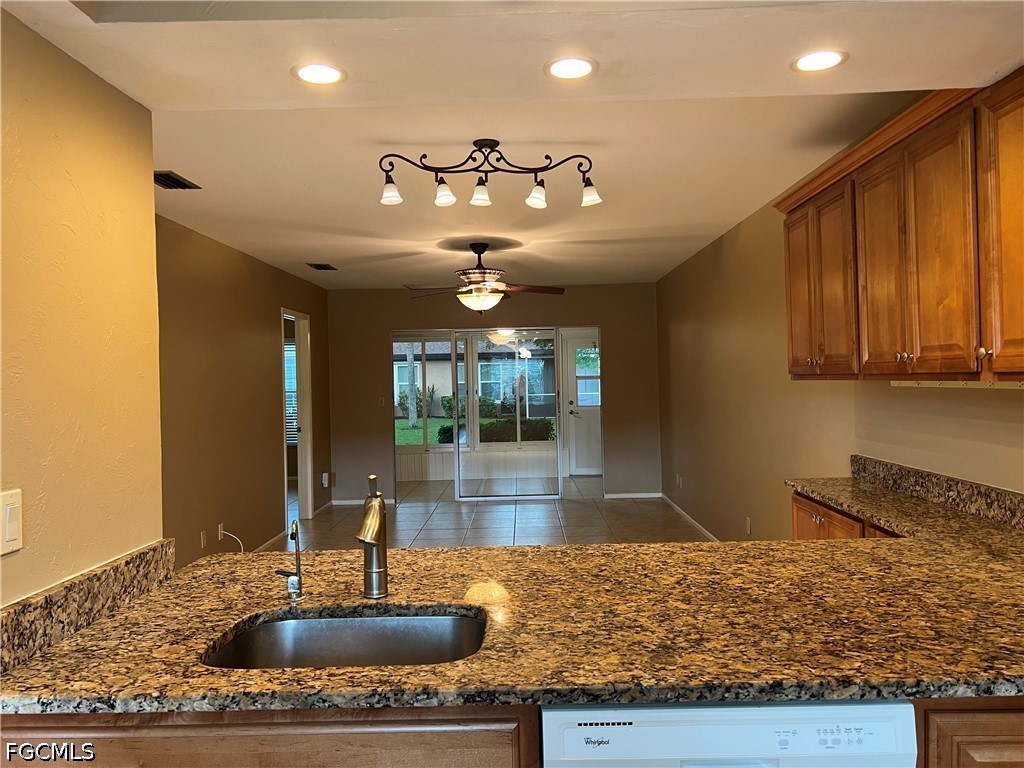 4629 SE 5th Place #14 Cape Coral FL 33904 2026024172 image1