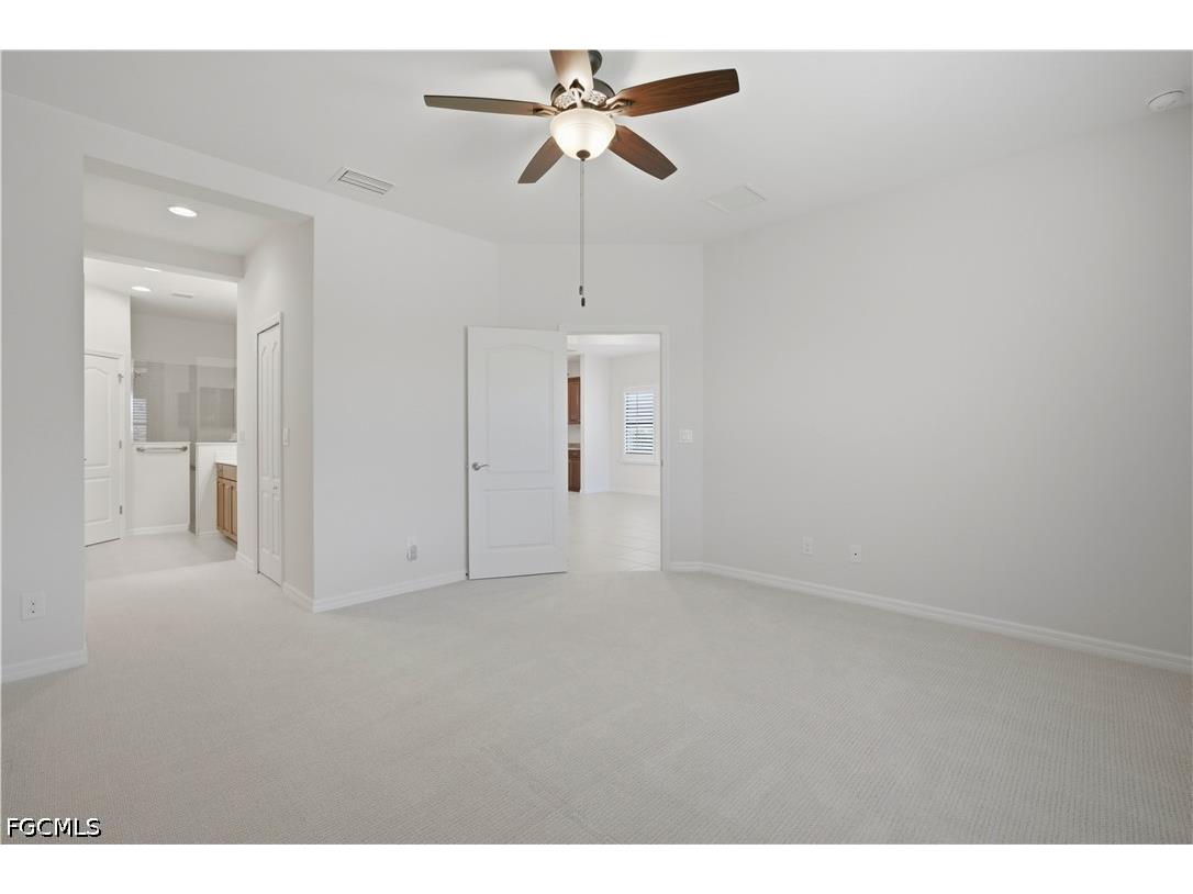 4629 Waterscape Lane Fort Myers FL 33966 2026021265 image17