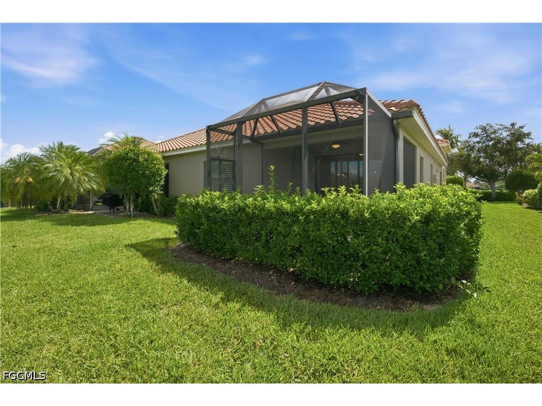 4629 Waterscape Lane Fort Myers FL 33966 2026021265 image32