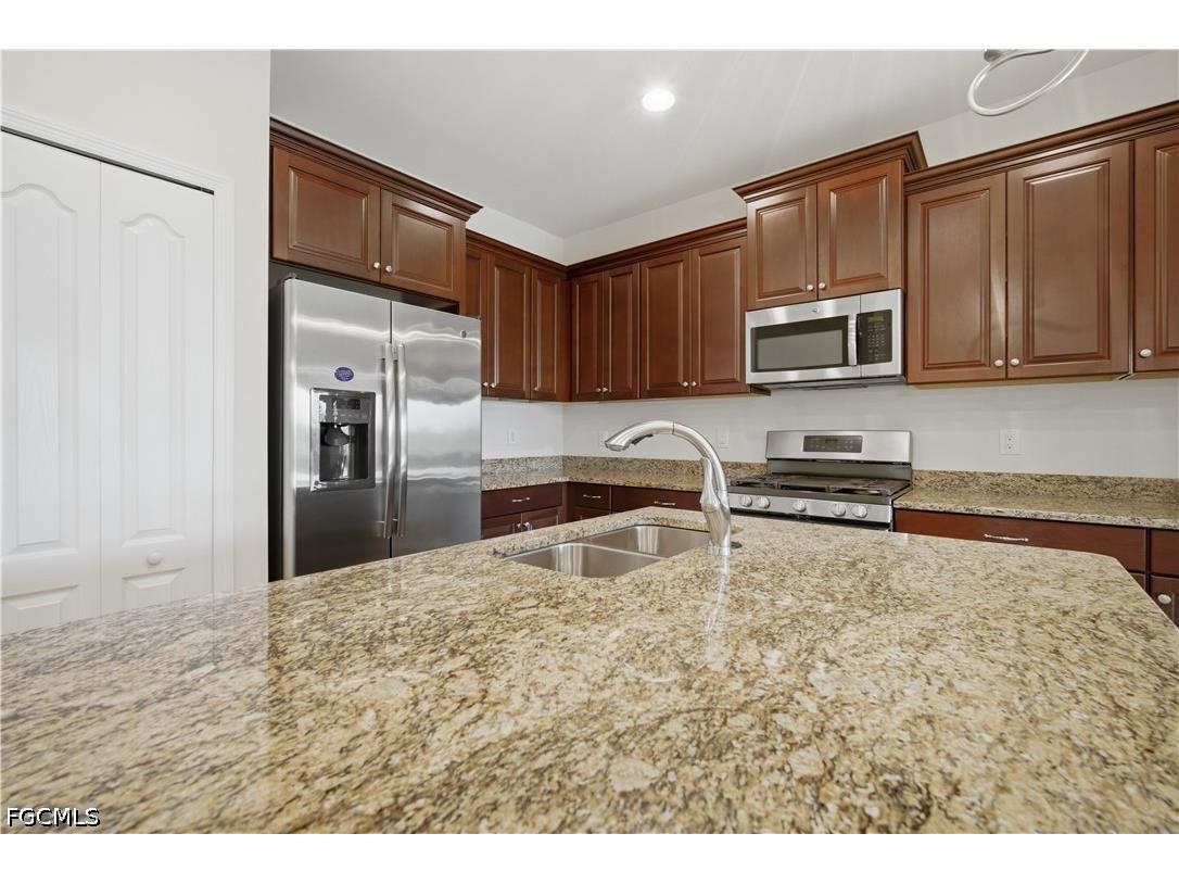 4629 Waterscape Lane Fort Myers FL 33966 2026021265 image6