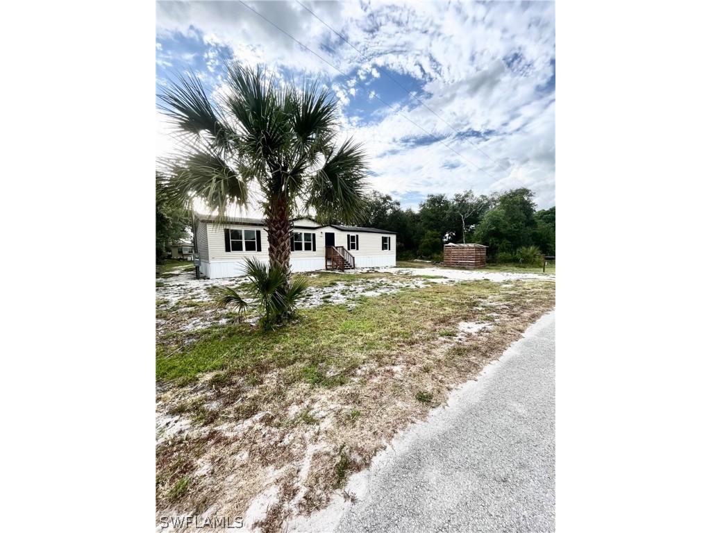 463 Citrus Avenue Palmdale FL 33944 224039448 image1