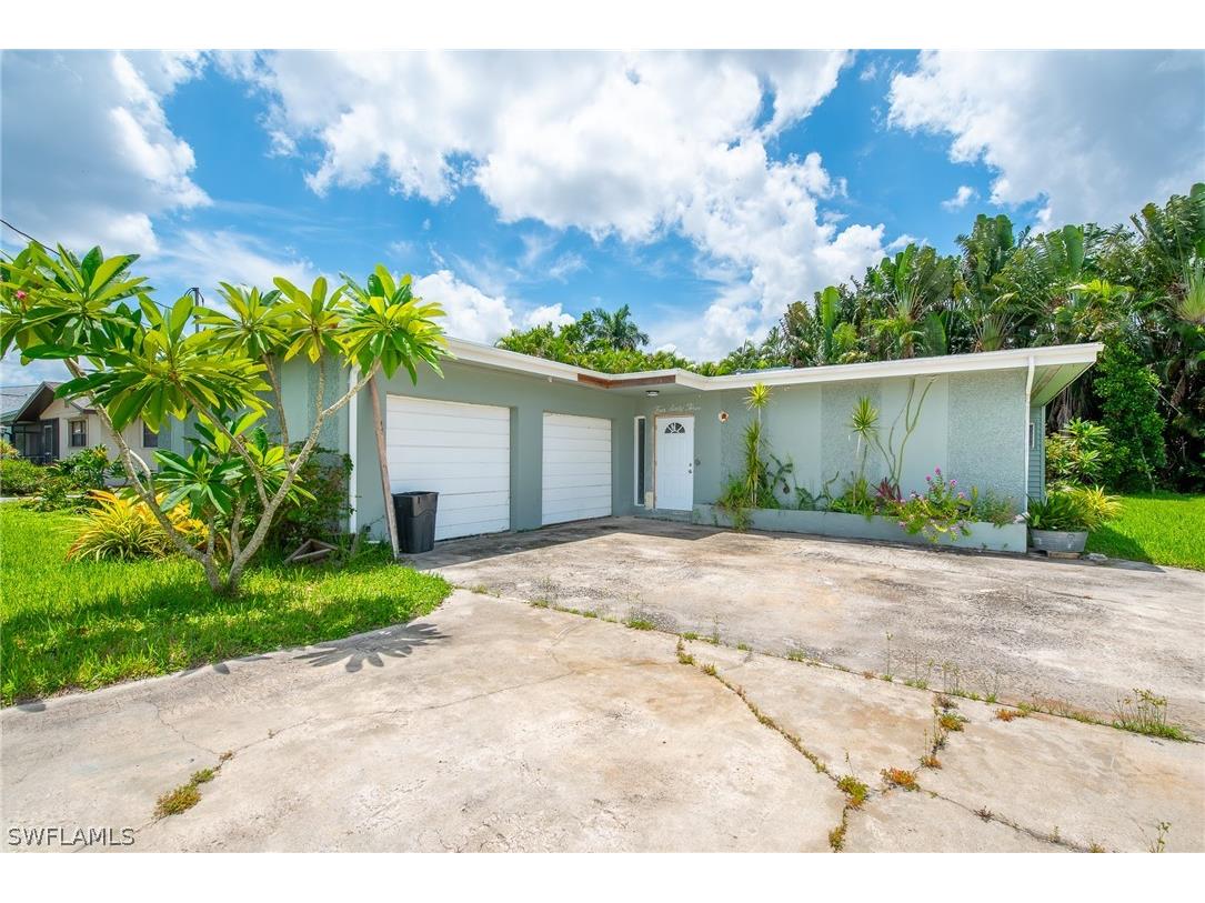 463 Grenier Drive North Fort Myers FL 33903 224062276 image1