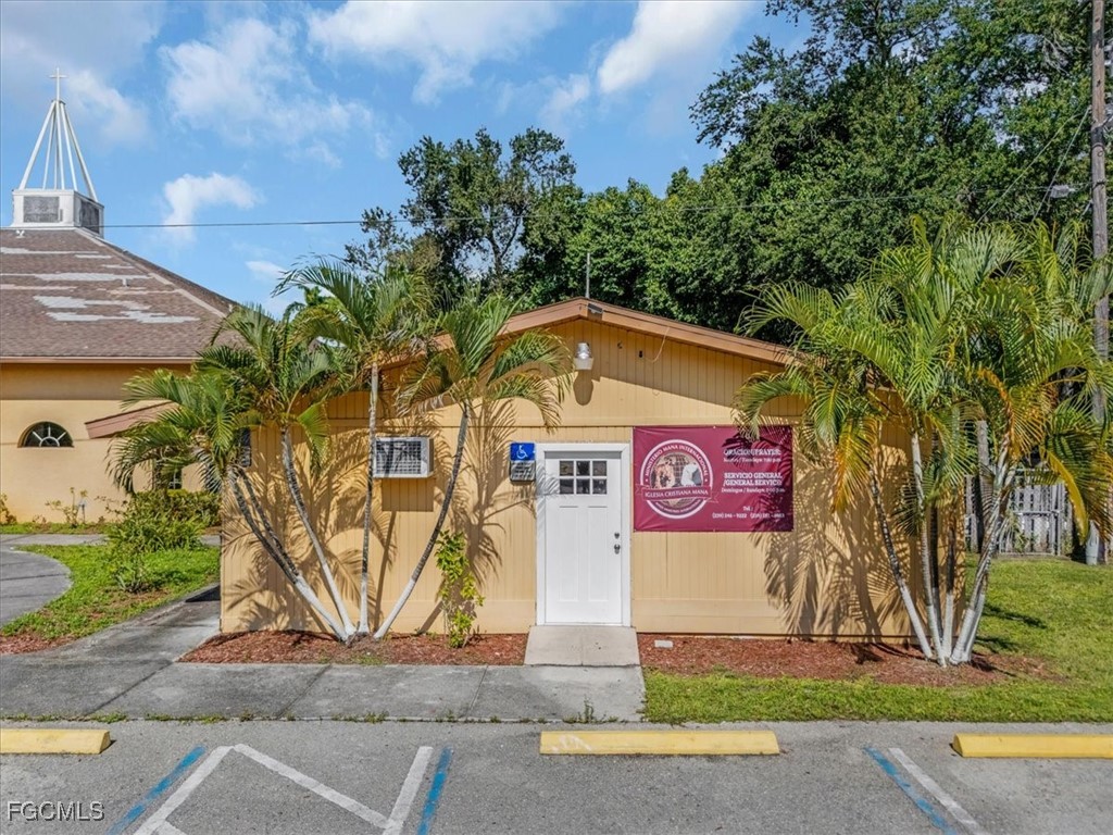 4630 Palm Beach Boulevard Fort Myers FL 33905 2025019671 image16