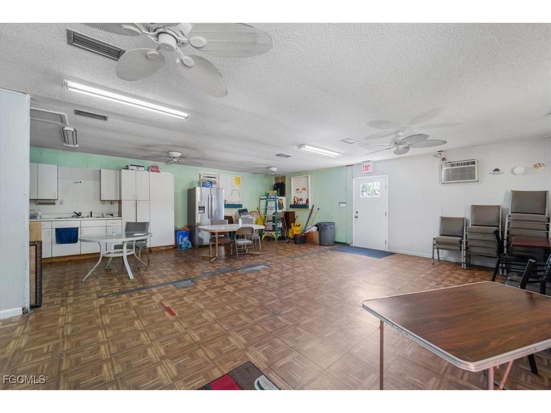 4630 Palm Beach Boulevard Fort Myers FL 33905 2025019671 image18