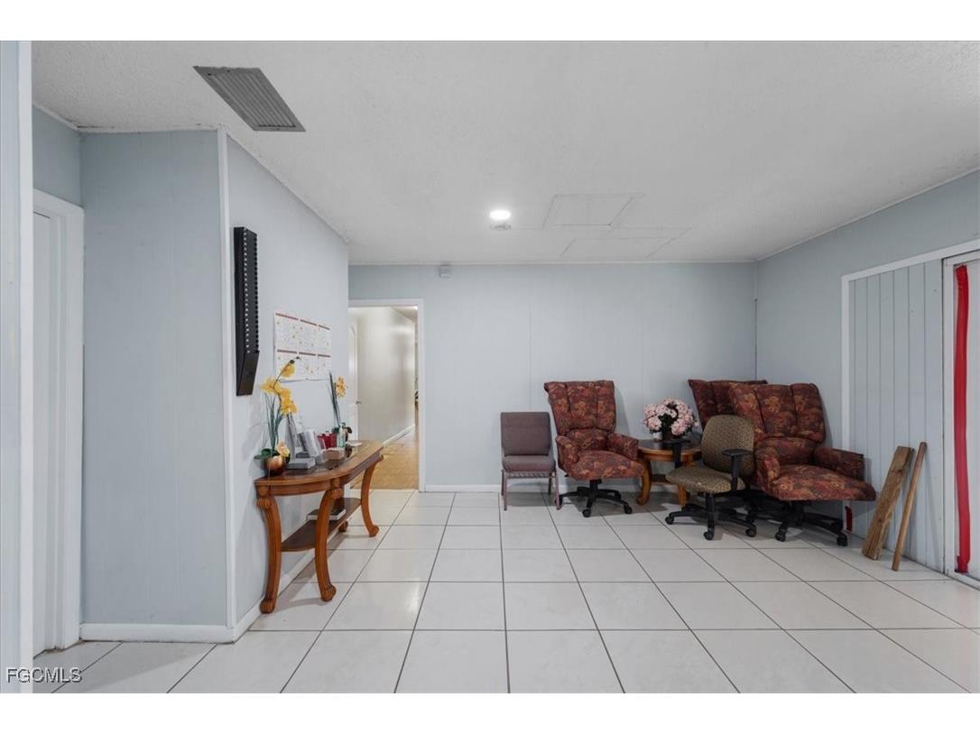 4630 Palm Beach Boulevard Fort Myers FL 33905 2025019671 image19