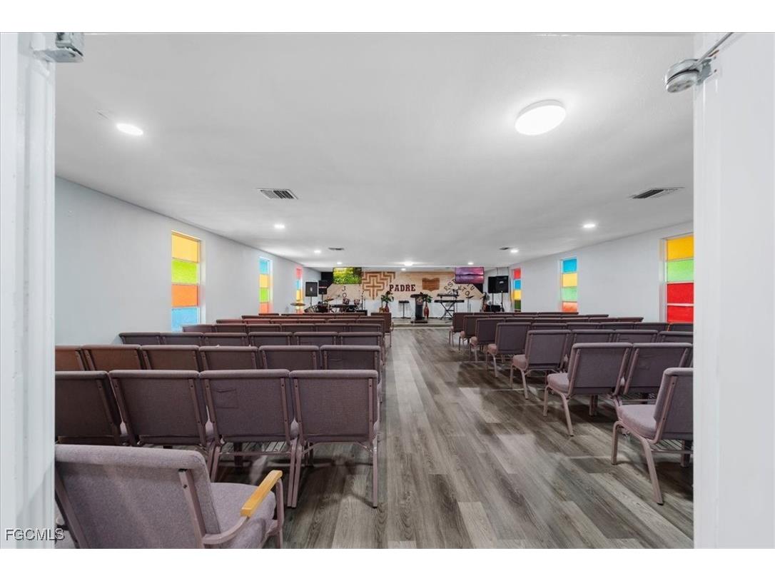 4630 Palm Beach Boulevard Fort Myers FL 33905 2025019671 image20