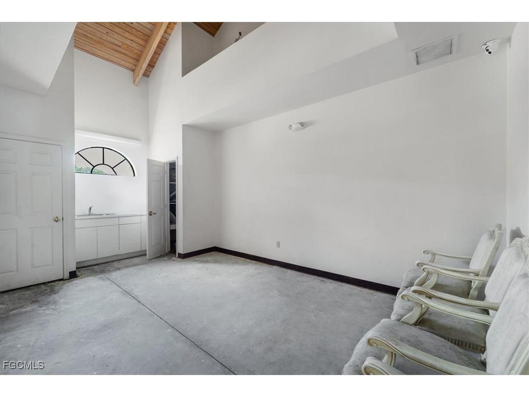 4630 Palm Beach Boulevard Fort Myers FL 33905 2025019671 image4