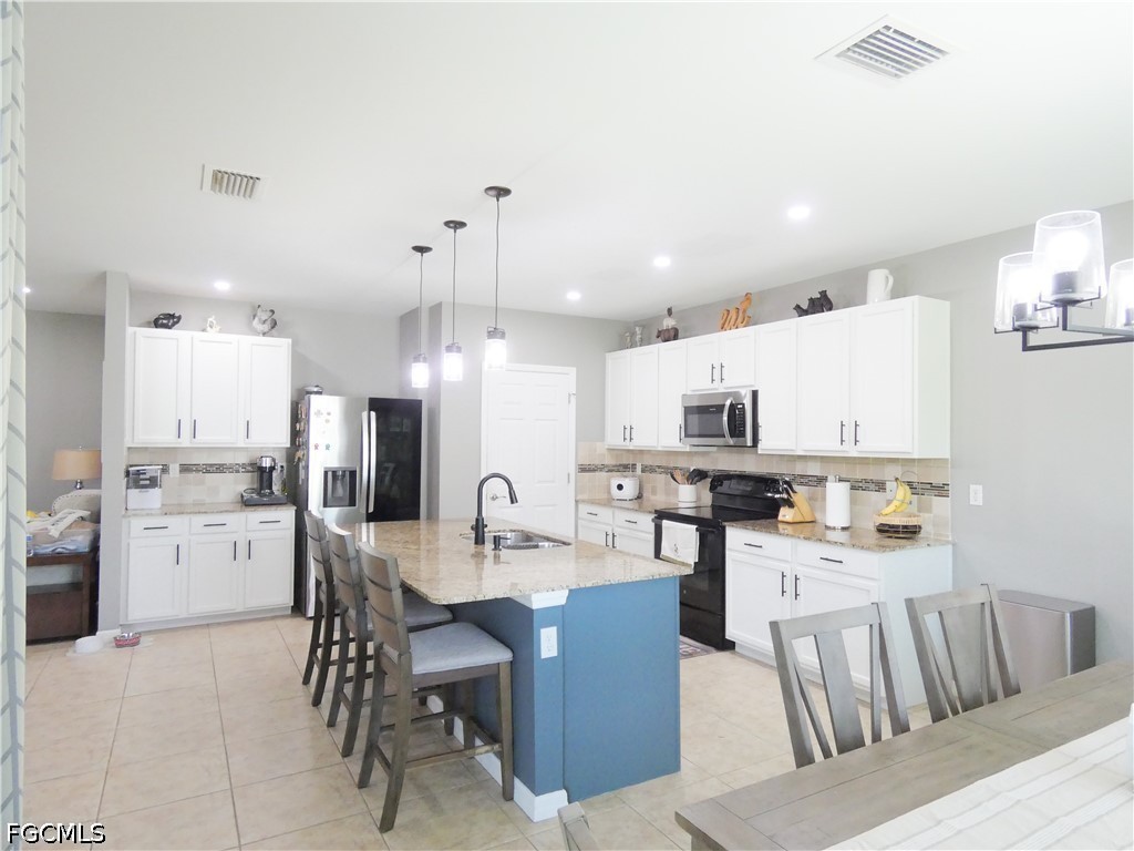4630 SW 16th Place Cape Coral FL 33914 2026021346 image1