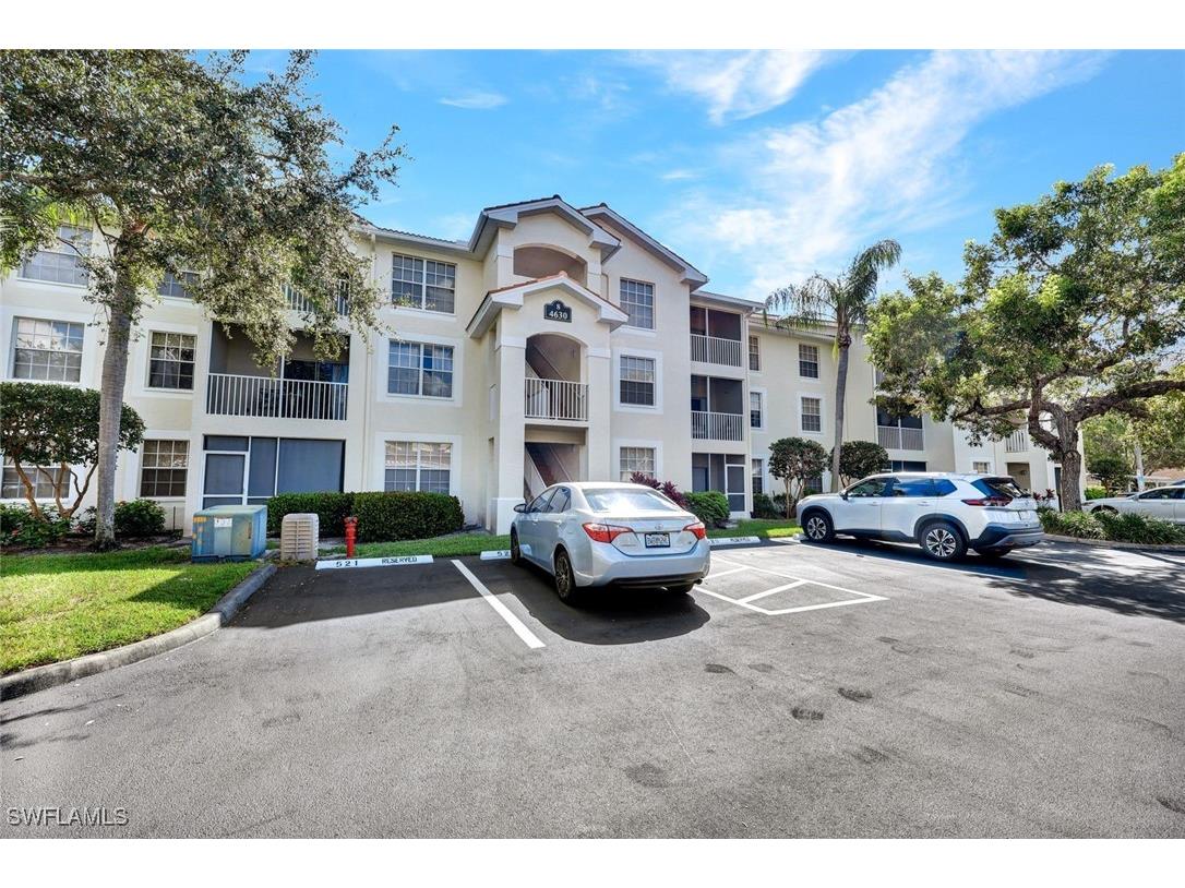 4630 Saint Croix Lane #831 Naples FL 34109 225071681 image3