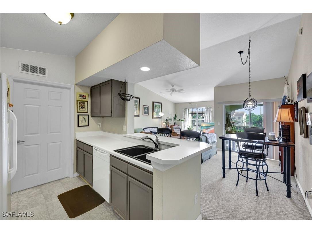 4630 Saint Croix Lane #831 Naples FL 34109 225071681 image8