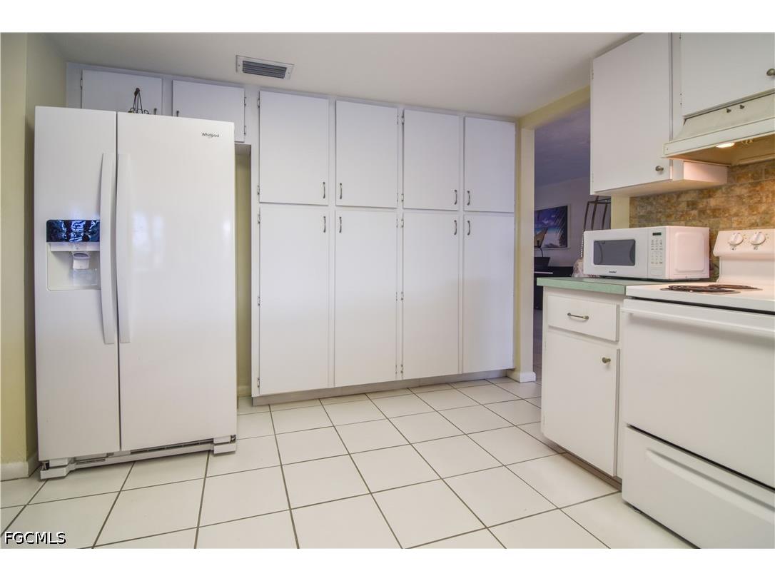 4632 Gulf Avenue North Fort Myers FL 33903 2026006390 image24