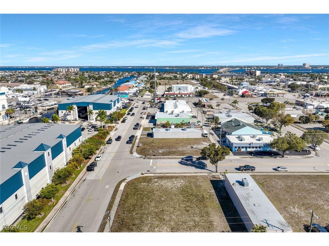 4632 SE 15th Avenue Cape Coral FL 33904 2026007417 image5