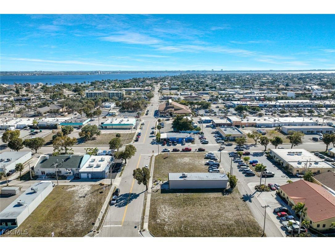 4632 SE 15th Avenue Cape Coral FL 33904 2026007417 image9