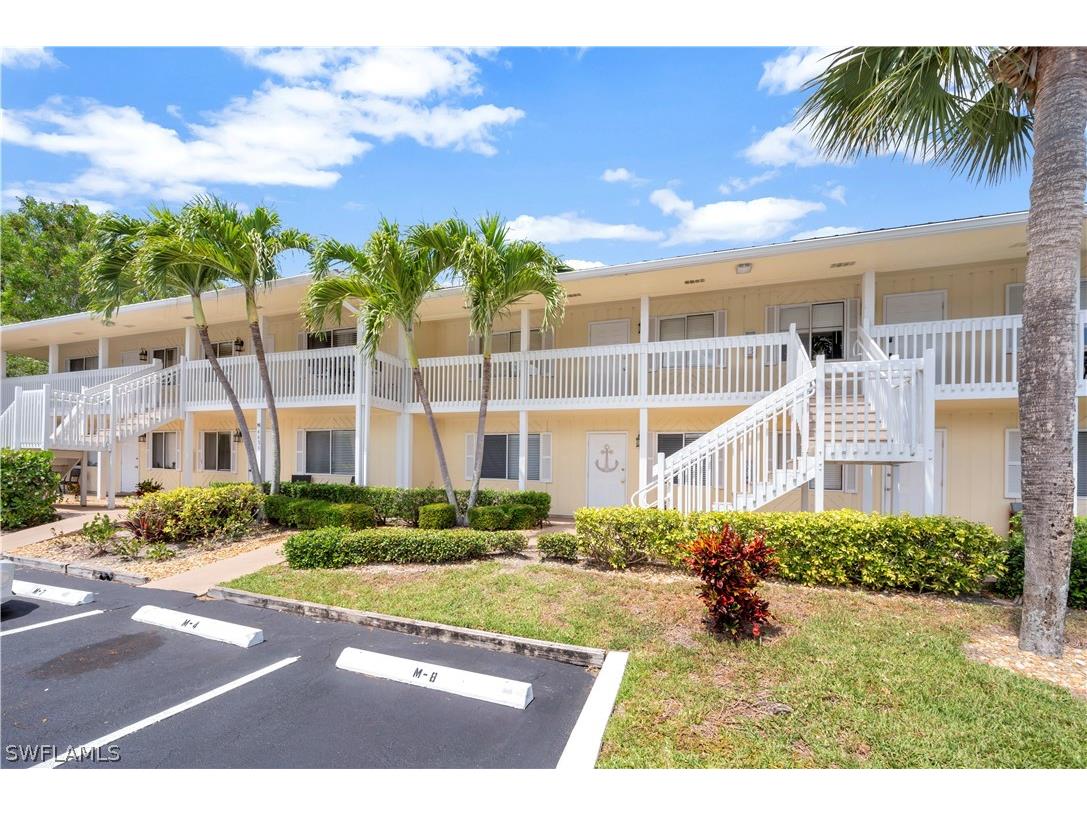 4633 Bayshore Drive #M6 Naples FL 34112 224039541 image1