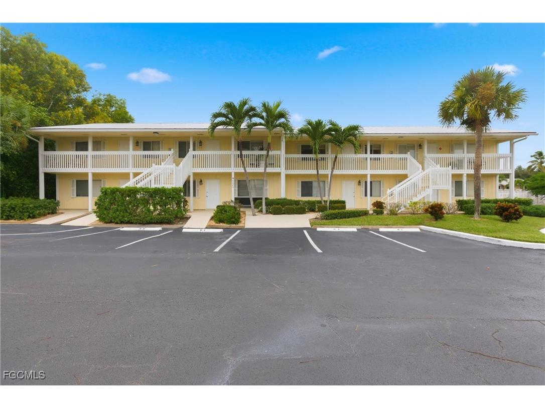  Naples FL 34112 2025017636 image1