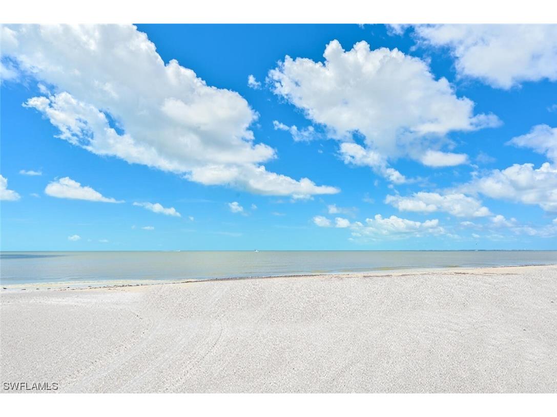 4633 Estero Boulevard #201 Fort Myers Beach FL 33931 223062280 image1