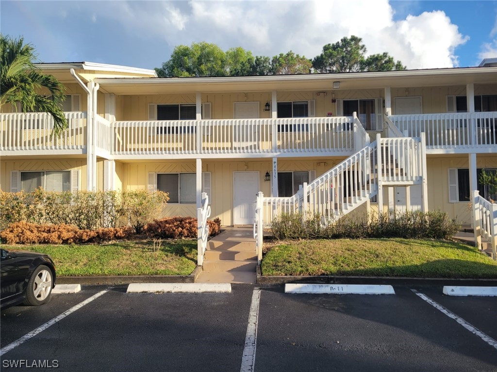 4635 Bayshore Drive #P13 Naples FL 34112 223047551 image1