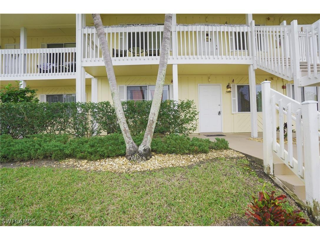 4635 Bayshore Drive #P7 Naples FL 34112 222089418 image1