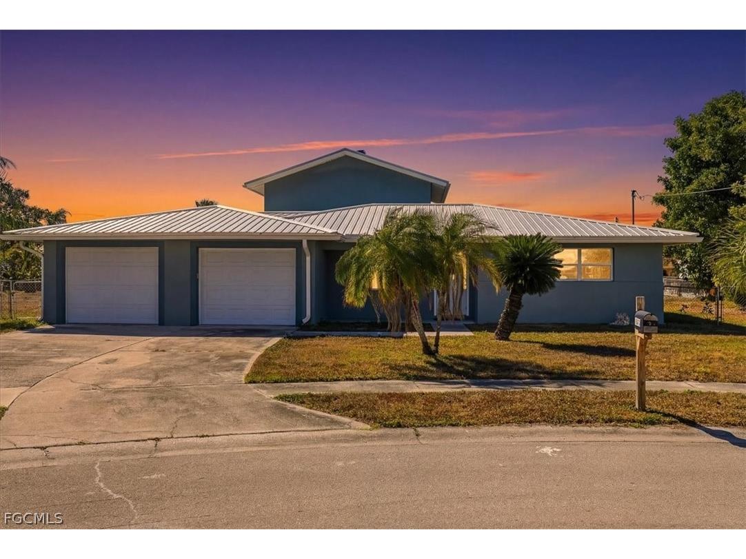 4635 Rockwood Circle North Fort Myers FL 33903 2026010151 image1