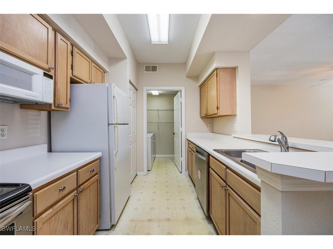 4635 Saint Croix Lane #1218 Naples FL 34109 225044031 image10