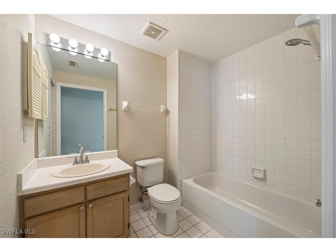 4635 Saint Croix Lane #1218 Naples FL 34109 225058452 image20