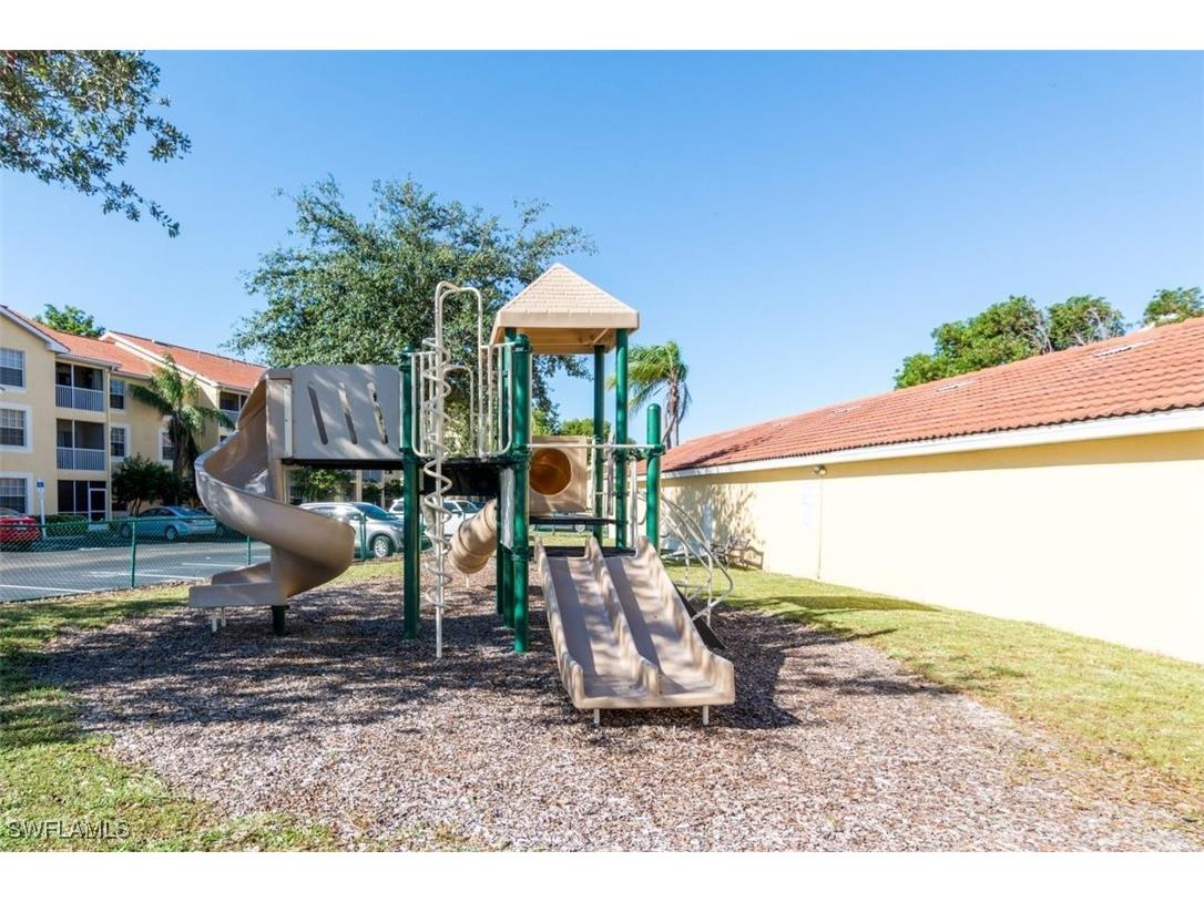 4635 Saint Croix Lane #1218 Naples FL 34109 225058452 image38