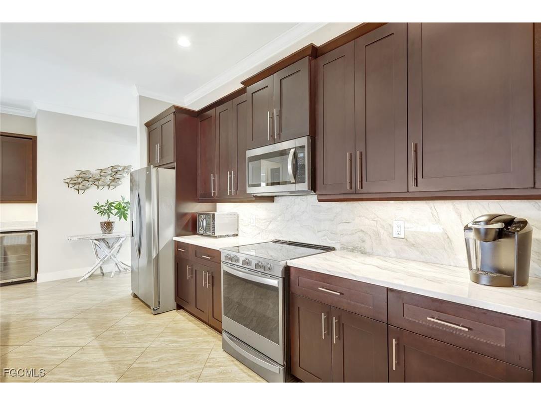 4636 NW 33rd Lane Cape Coral FL 33993 2025020720 image18